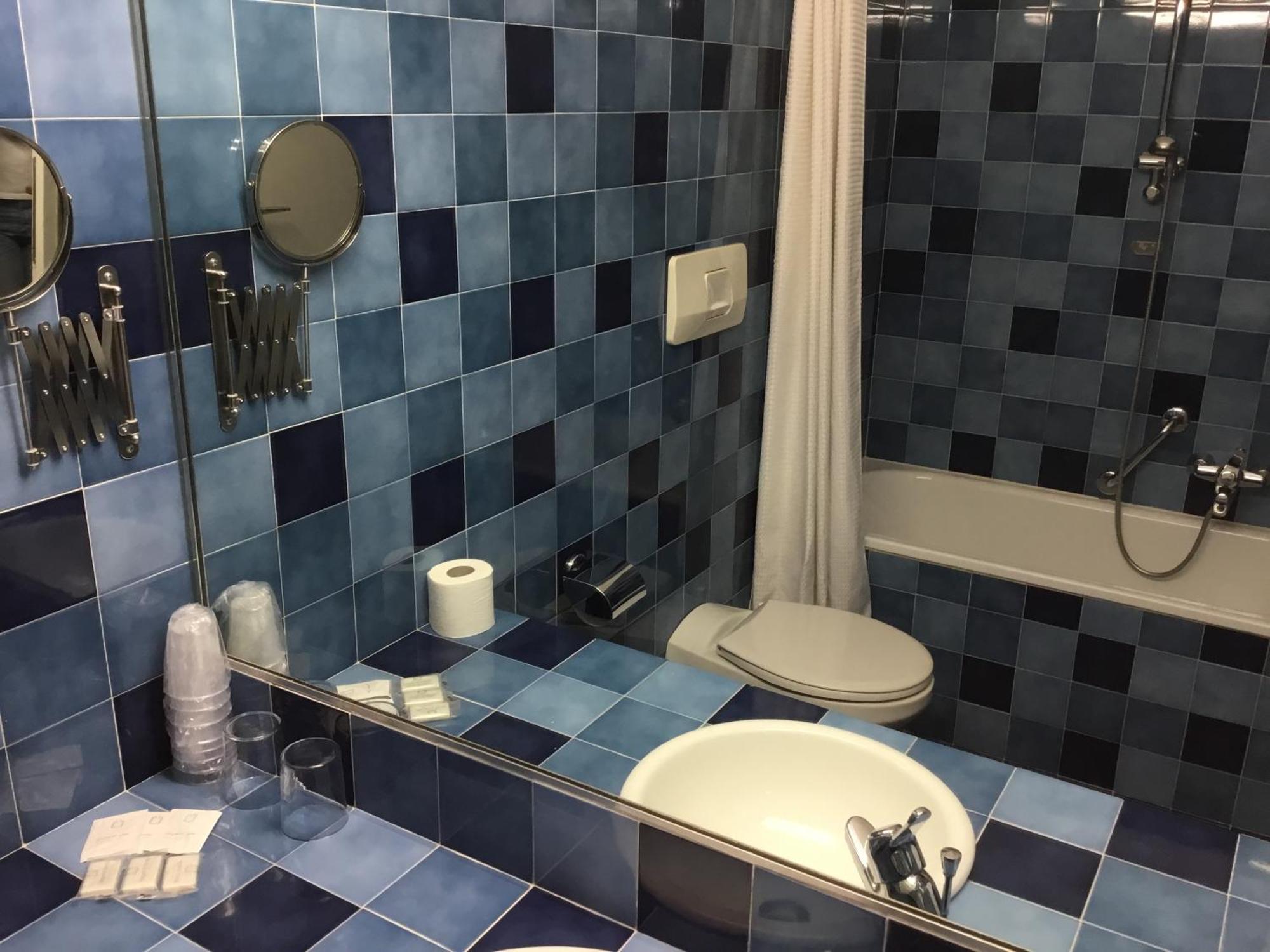 Hotel Adria ボルツァーノ エクステリア 写真