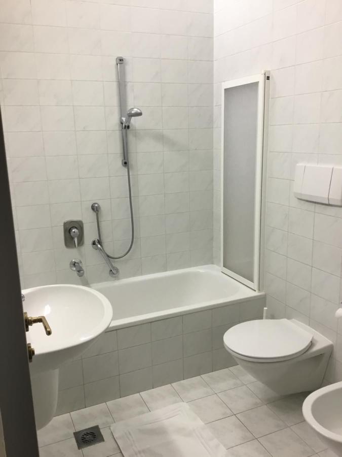 Hotel Adria ボルツァーノ エクステリア 写真