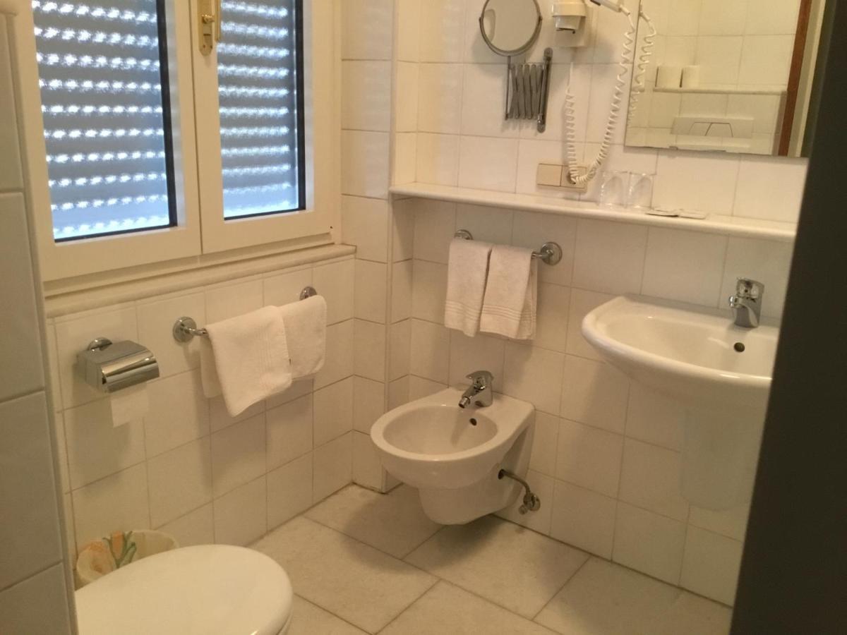 Hotel Adria ボルツァーノ エクステリア 写真