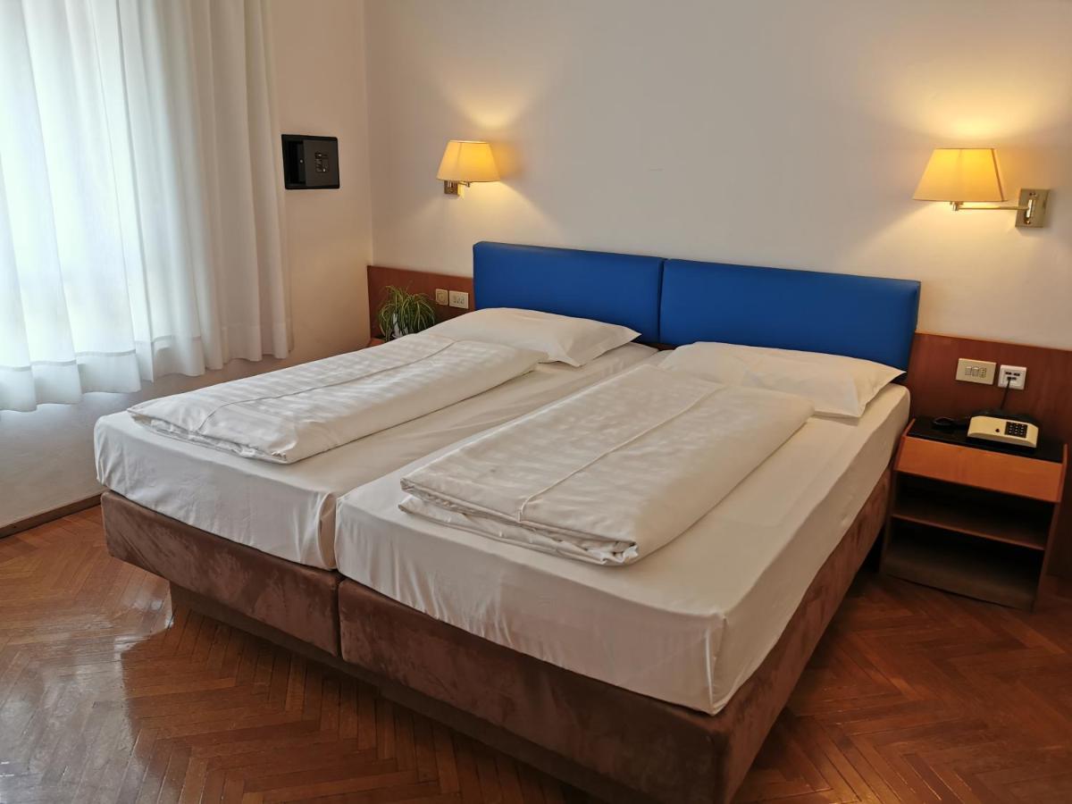 Hotel Adria ボルツァーノ エクステリア 写真