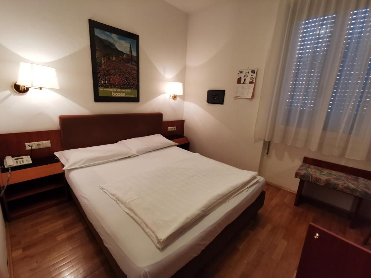 Hotel Adria ボルツァーノ エクステリア 写真